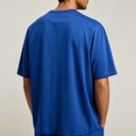a-men-wearing-royal-blue-oversized-tshirt
